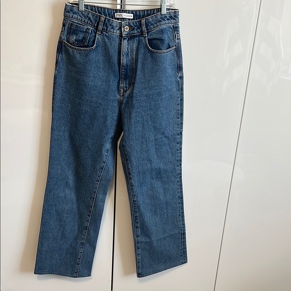 ZARA Z1975 High Waist Wide Leg Jeans, Size 10 - Picture 4 of 11